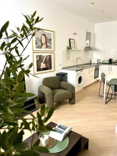 Η κουζίνα ή μικρή κουζίνα στο Apartamentos Élite - Art Collection - Leonardo