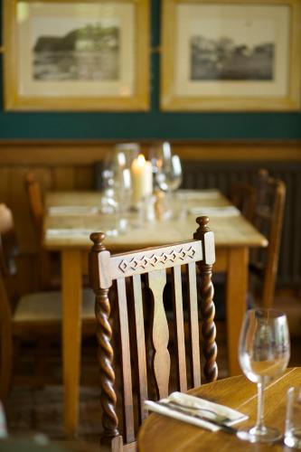 Un restaurante u otro lugar para comer en The Ness