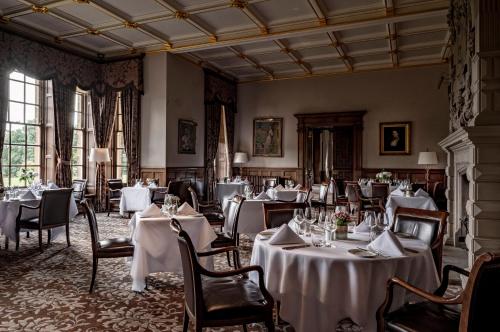 A restaurant or other place to eat at Crathorne Hall