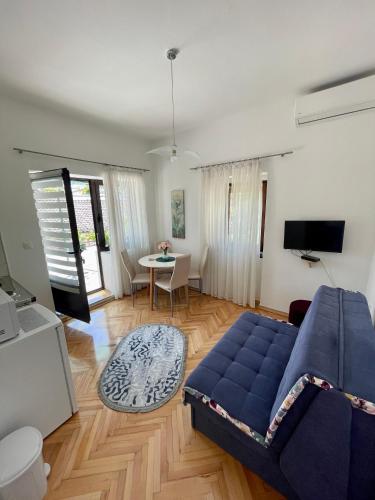 Φωτογραφία από το άλμπουμ του Apartments Marina σε Becici