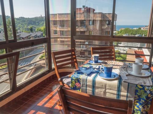 Palacio con vistas a la Bahía AC, WIFI, Parking