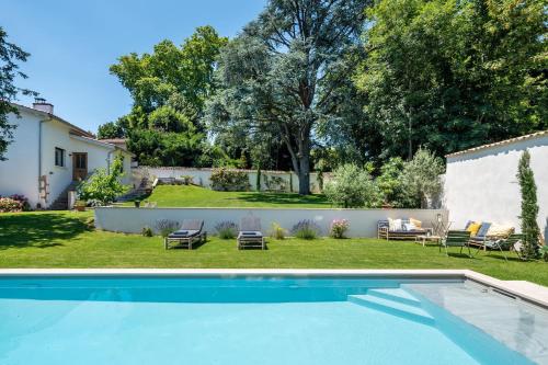 Maison Ré - chic and relaxed house with pool and garden