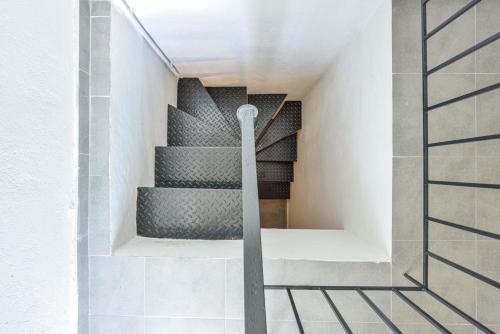 Old Town Loft with Sea View Roof Terrace and Private Parking