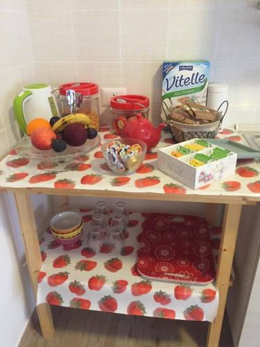 Comida en o cerca de este apartamento