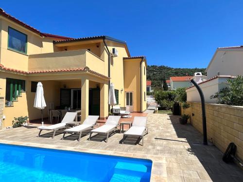 Holiday home Summer escape 2 on Island Rab