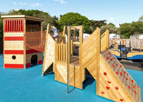 Ο χώρος παιχνιδιού για παιδιά στο Shorefield Country Park
