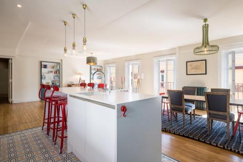 Sand - Renovated top floor apartment