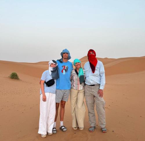 Gäste, die in der Unterkunft Berber Safari Camping übernachten