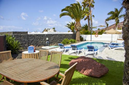Villa Del Sol - LH133 By Villas Now Ltd