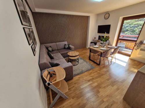 Posedenie v ubytovaní Apartament Pod Brzyzkiem & Spa