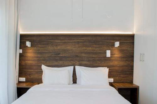 Posteľ alebo postele v izbe v ubytovaní Thess1home Grand Mistral