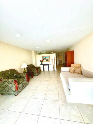 Fotografie z fotogalerie ubytování Suite en exclusiva urbanización con piscina privada v destinaci Manta