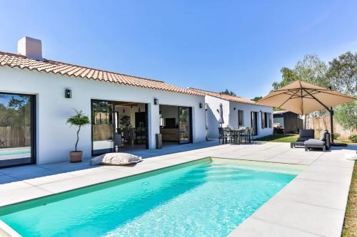 Villa con piscina y casa en Chiron Reculeau - Maison avec piscine, en Bois-de-Cené