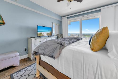 Laketown Wharf 1829 by Emerald Coast Retreats photo 21