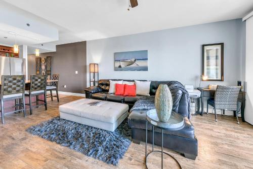 Laketown Wharf 1829 by Emerald Coast Retreats photo 10