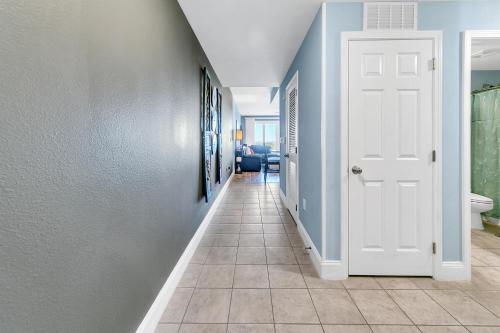 Laketown Wharf 1829 by Emerald Coast Retreats photo 36
