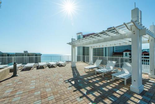 Laketown Wharf 1829 by Emerald Coast Retreats photo 7