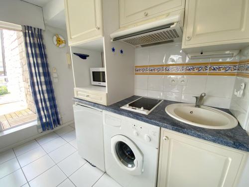 Photo de la galerie de l'établissement GAELLE - Studio Balcon, proche Ty Bihan - UD68, à Carnac