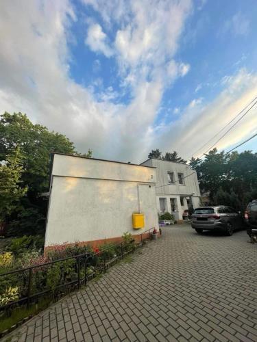 *Dana pokoje gościnne