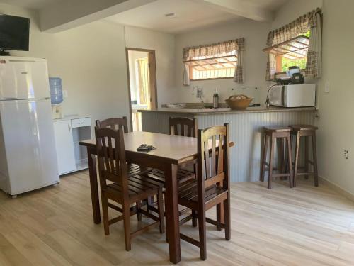 Η κουζίνα ή μικρή κουζίνα στο Residencial do bosque