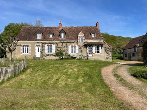 Galeriebild der Unterkunft Charmante maison de campagne percheronne in Boëssé-le-Sec