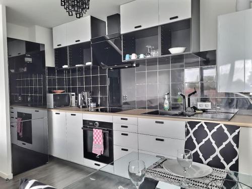 Photo de la galerie de l'établissement Le Big For Quatre , Terrasse privée, Paris ,Disney, à Chennevières-sur-Marne