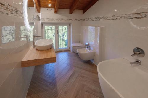 Villa Tesoro di Nesso photo 3