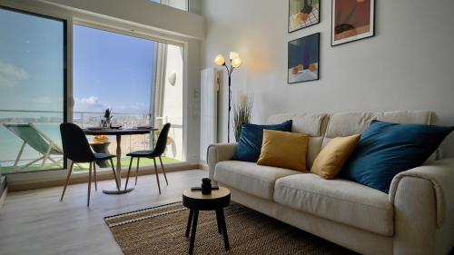 Vue mer d'exception ! Sur toute la baie des Sables