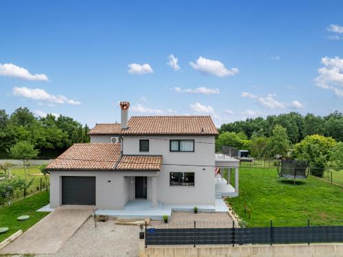 Holiday Home Family Love by 22Estates