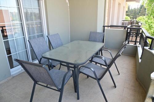 Marinique Apartment