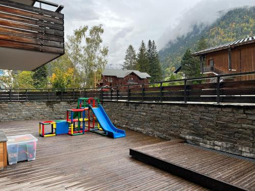 Modern 3 bedroom apartment close to lifts