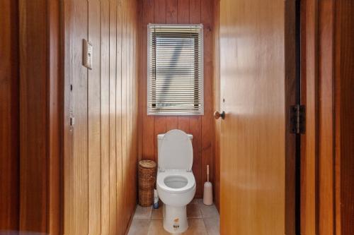 Ένα μπάνιο στο Mayor Magic - Onemana Holiday Home