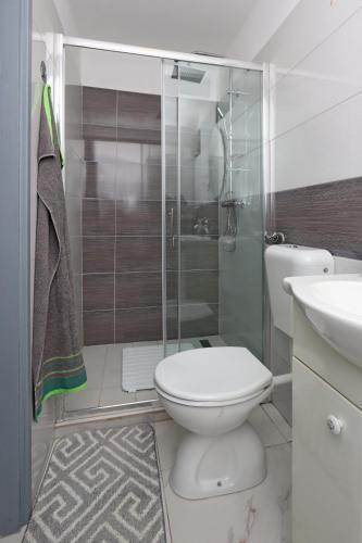 Apartments by the sea Senj - 22576