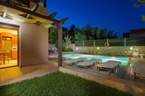 Πισίνα στο ή κοντά στο Villas Roumeli