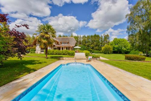 La Chaumière - Tennis & Swimming Pool - Branville