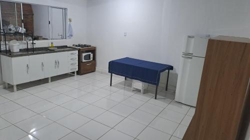 Dapur atau dapur kecil di Casa conceito aberto