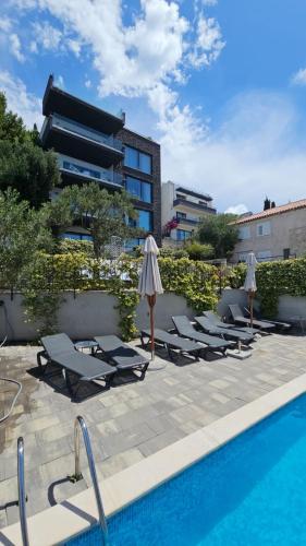 Residence Alpha Apartments