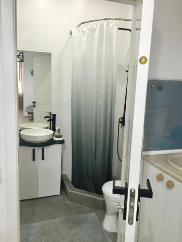 Et badeværelse på apartment TM