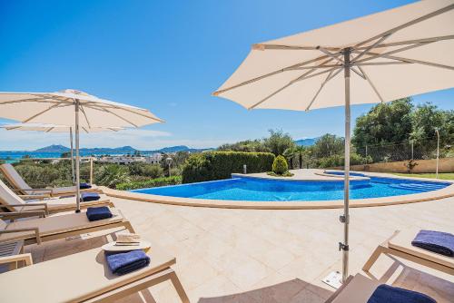 Bazén v ubytování Villa Bonavista By SunVillas Mallorca nebo v jeho okolí