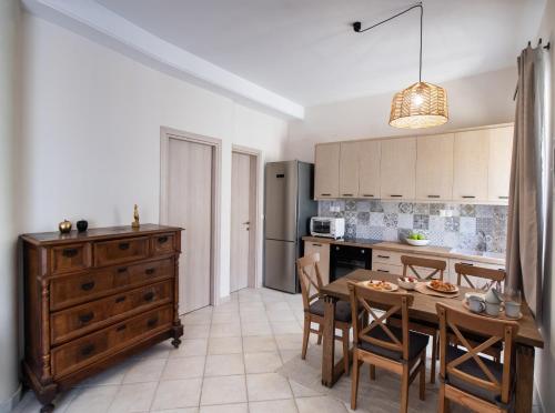 Φωτογραφία από το άλμπουμ του AV Suites - Vivian στην Καρυά