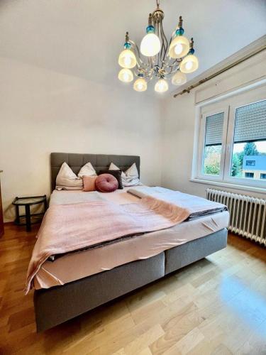 Postel nebo postele na pokoji v ubytování Wohnung Mosesbrunnen