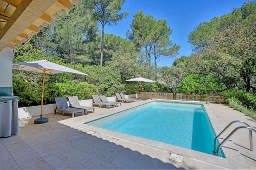 Grande villa avec piscine près d'Avignon - Jonquerettes
