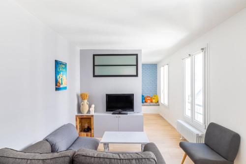 Stylish Paris Apartment near Louvre & Notre-Dame