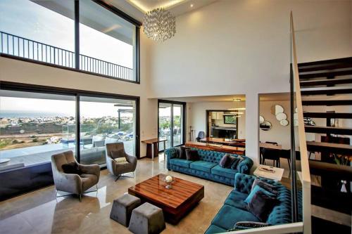 Luxury Modern Villa ÁGUIA MAR Stunning Sea View