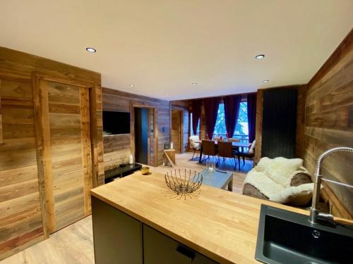 appartement sur les pistes, lumineux et central Courchevel 1850