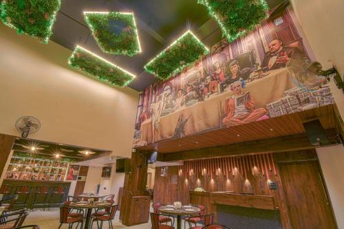 Εστιατόριο ή άλλο μέρος για φαγητό στο Hotel Vrindavan Deluxe Kolhapur NEAR CENTRAL BUS STAND