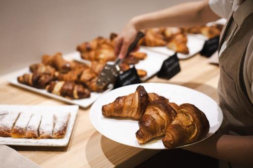 Jídlo v hotelu nebo okolí