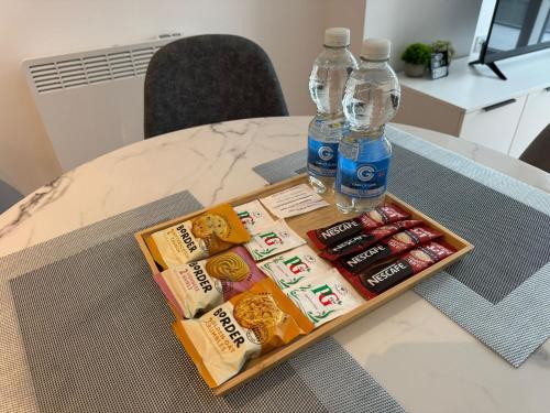 Penthouse height Flat, City View Balcony, Quiet, Free Wifi, Gym & More Minimalistic Home photo 25