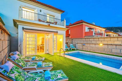 Villa Costa Adeje by Villa Plus