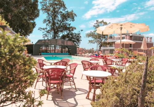 Piscine de l'établissement Hotel Bello by Ostello Bello ou située à proximité